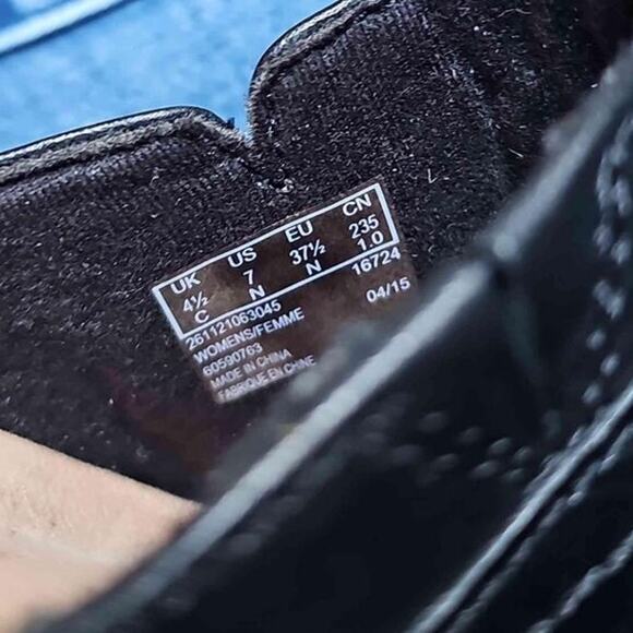 Women's Clark's Slide On Sandals size 7 black leather slide on low heel - Picture 9 of 10